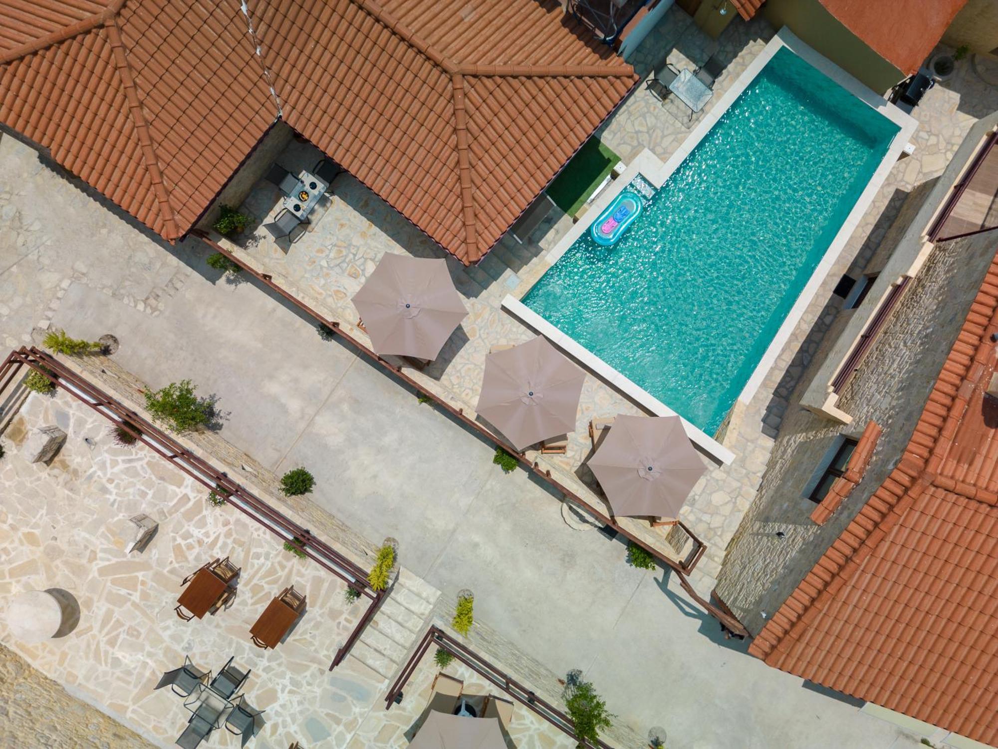 Draganigo Luxury Stone Houses 40 Min From Matala Ano Moulia Extérieur photo