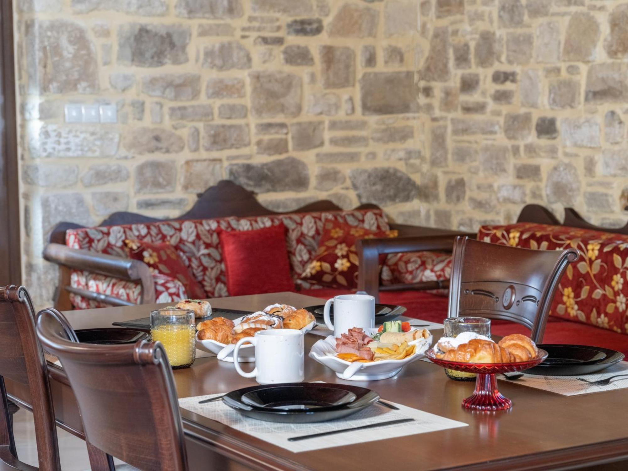 Draganigo Luxury Stone Houses 40 Min From Matala Ano Moulia Extérieur photo