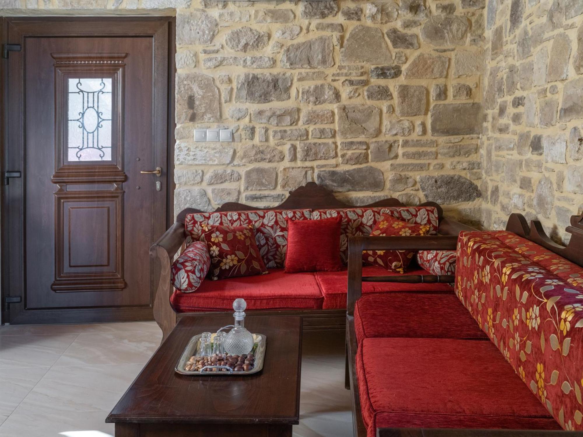 Draganigo Luxury Stone Houses 40 Min From Matala Ano Moulia Extérieur photo
